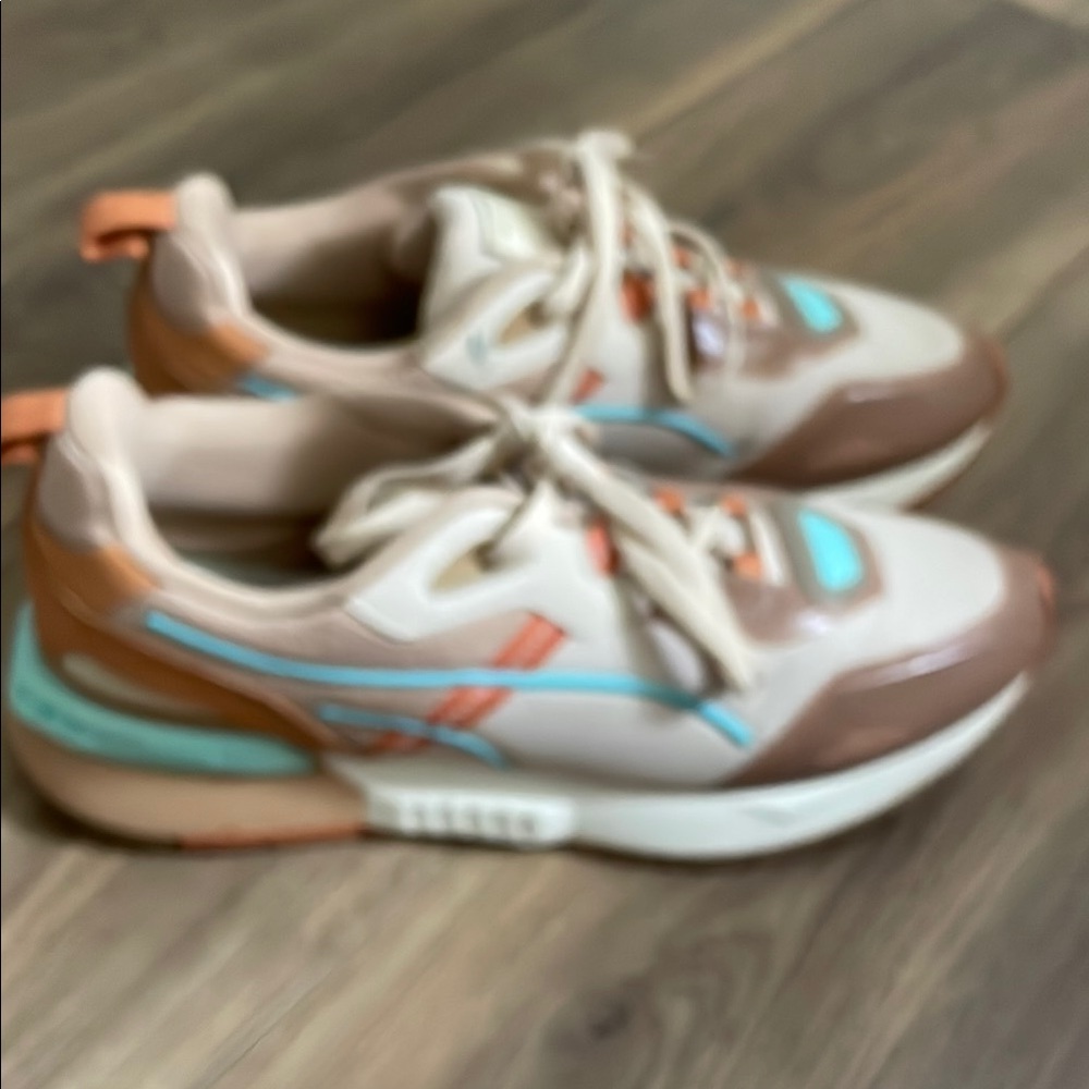 Stylish Multicolor Sneakers